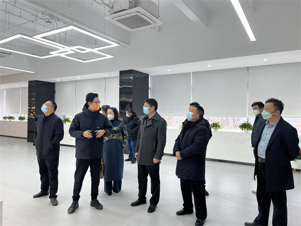 12月31日，詹縣帶隊赴浙江常?？苿?chuàng)產(chǎn)業(yè)發(fā)展有限公司考察調(diào)研“飛地經(jīng)濟”，洪董、余總陪同調(diào)研1。.jpg